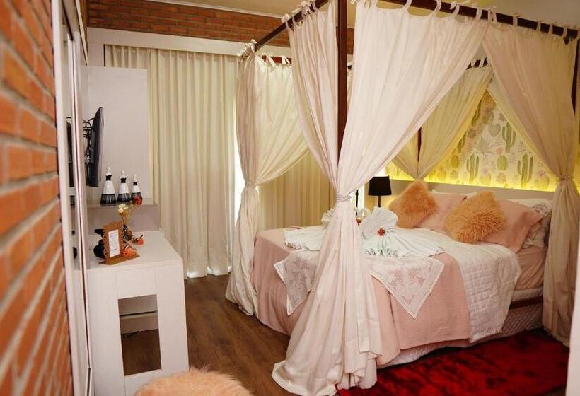 Suite, Pedra Do Sino