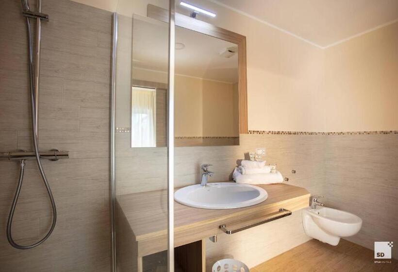 سوییت جونیور, Tonicello Hotel Resort & Spa
