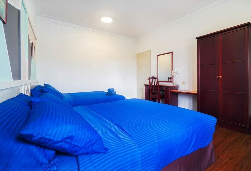 Апартаменты 3 Спальни, Parkland Apartment
