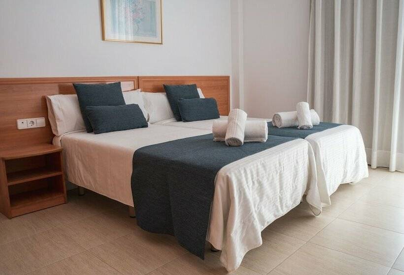 آپارتمان خانوادگی, Beatrix 2000 - Caliu Apartments