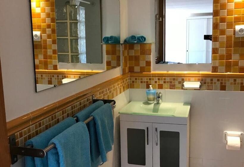 اتاق استاندارد با چشم‌انداز استخر, Casa Mallarenga Rooms