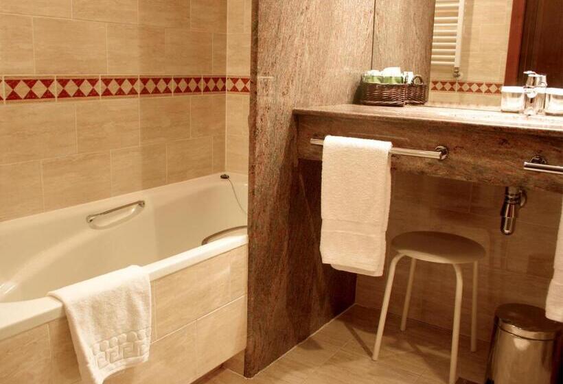 اتاق استاندارد با چشم‌انداز کوهستان, Sport Hotel Village