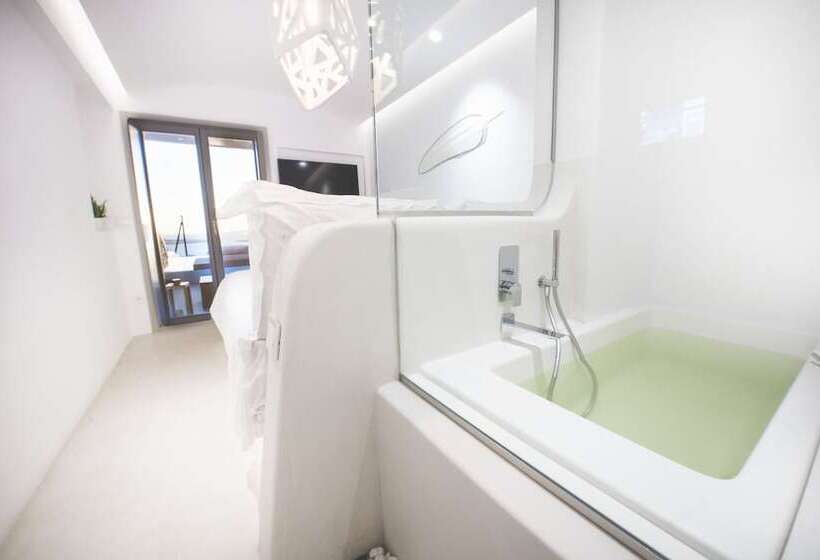 Люкс с Бассейном, Olvos Luxury Suites Mykonos