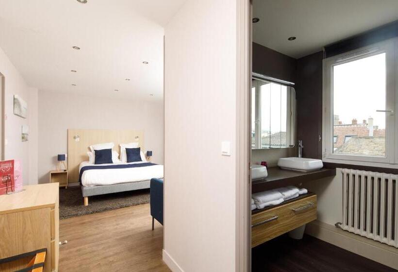 Четырехместный Номер Стандарт, Saint Aubin Logis Hôtel & Restaurant