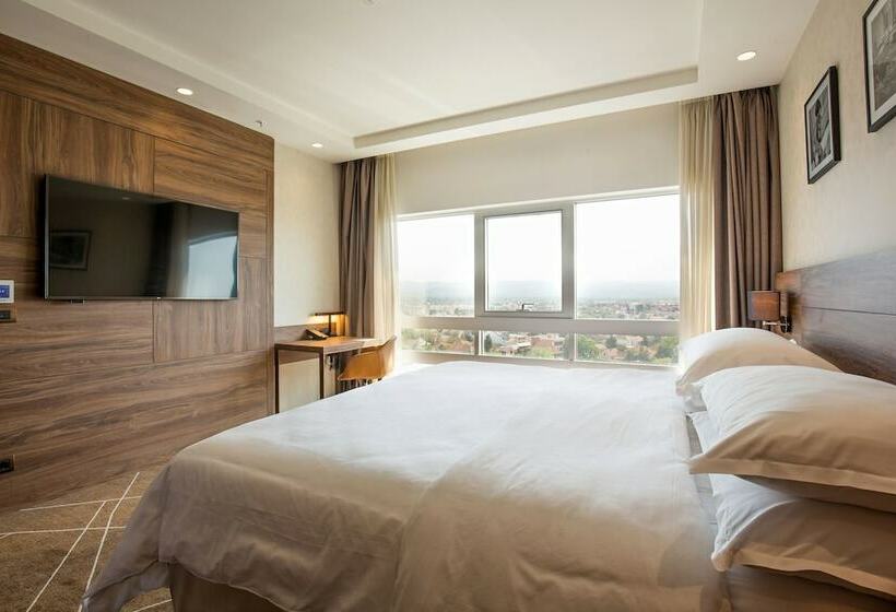 اتاق سوپریور, Sheraton Novi Sad
