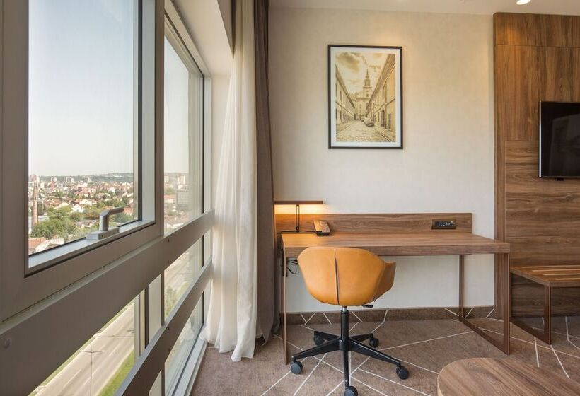اتاق سوپریور, Sheraton Novi Sad