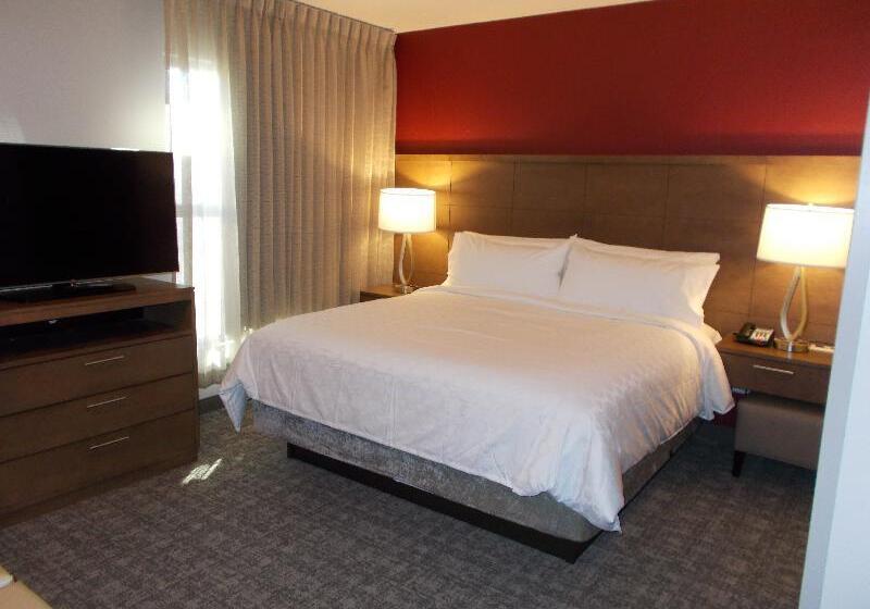 Люкс Кровать Кинг, Staybridge Suites   Florence Center, An Ihg