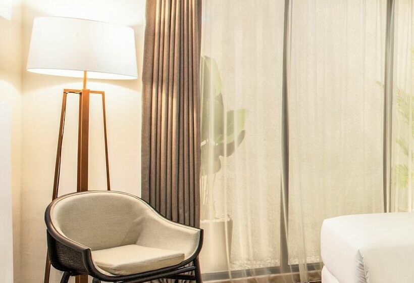 수피리어 룸, Swissbelinn Singkawang