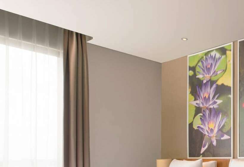 디럭스 룸, Swissbelinn Singkawang