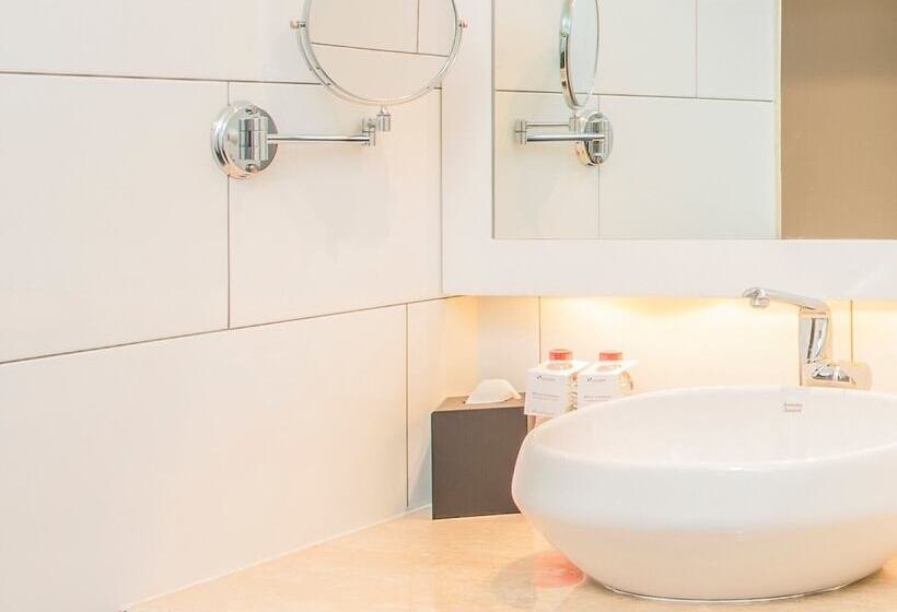 디럭스 룸, Swissbelinn Singkawang