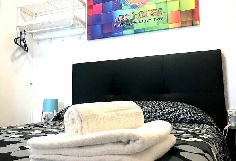 اتاق استاندارد, Arc House Sevilla   Hostel