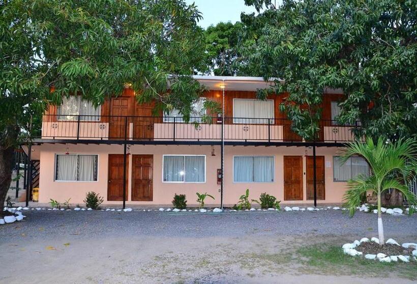 Трехместный Номер Комфорт, Mapi's Cabins
