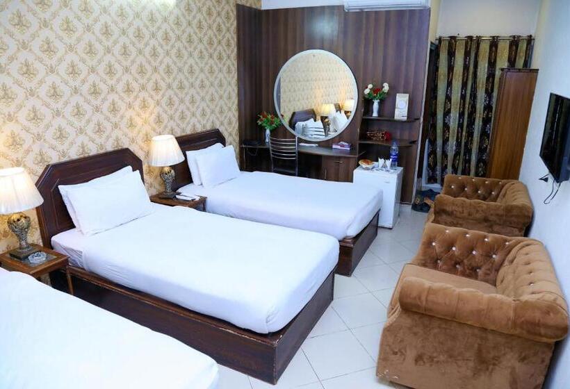 اتاق استاندارد سه نفره, Fiesta Inn Hotel & Resorts Multan