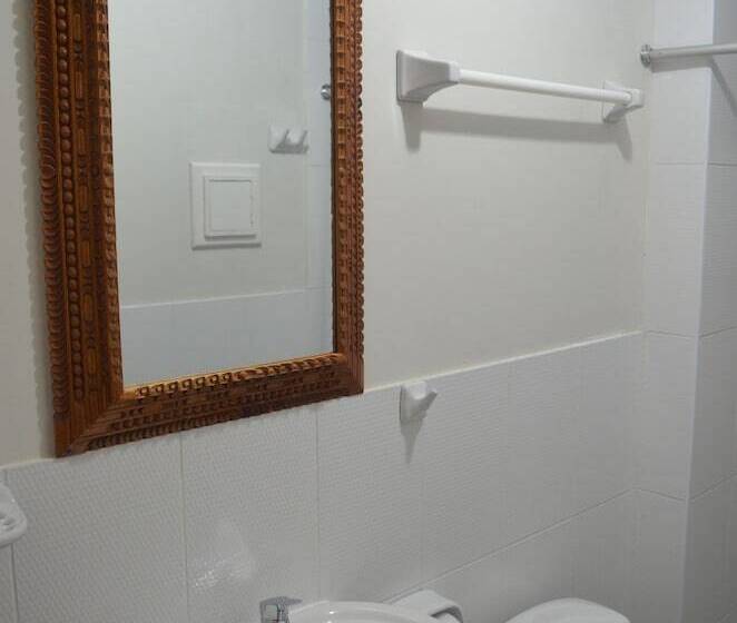 اتاق خانوادگی, Hostal Balcon De Piedras