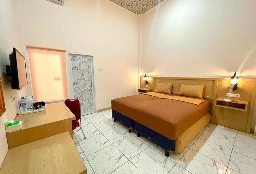 اتاق استاندارد با تخت بزرگ, Grand Town Hotel Mandai