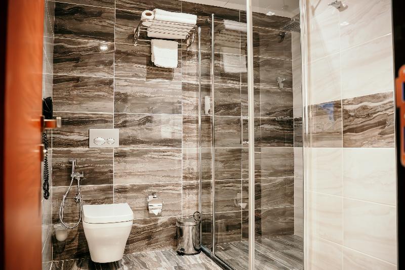 Quarto deluxe, Grand Vaves