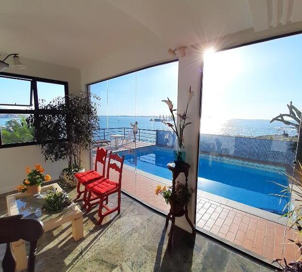 سوییت لوکس, Hospedagem Sol E Mar