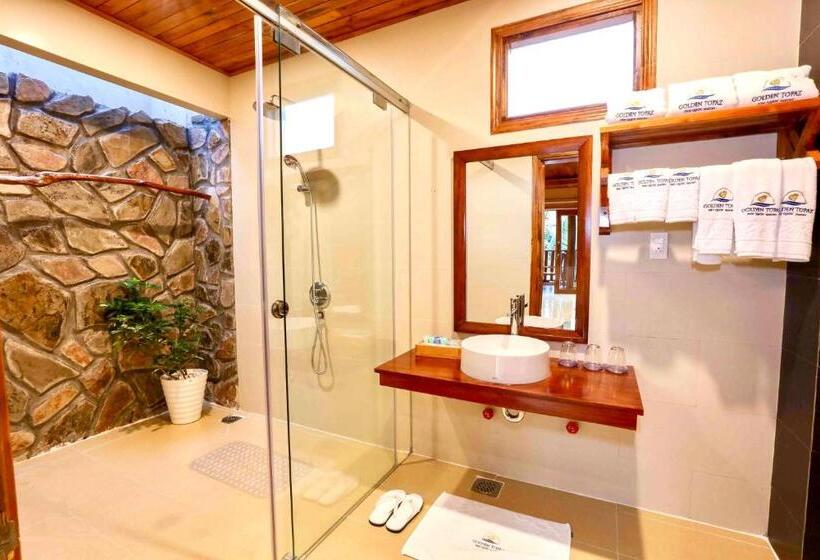 اتاق سوپریور سه تخته, Golden Topaz Phu Quoc Resort
