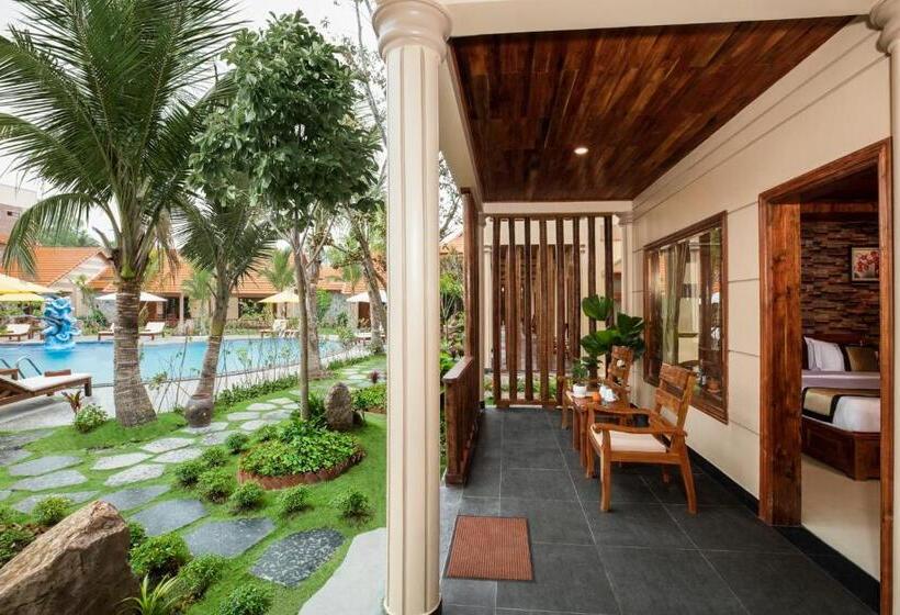 اتاق سوپریور سه تخته, Golden Topaz Phu Quoc Resort
