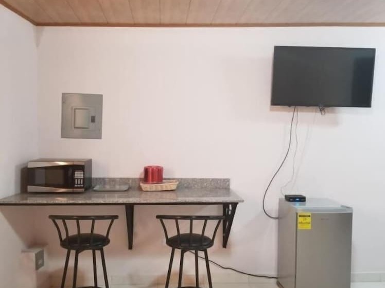 Семейный Номер, B&d Lodgings