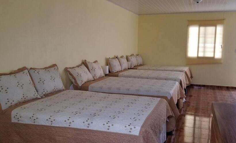 Четырехместный Номер Стандарт, B&d Lodgings