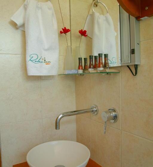 デラックスジュニアスイート, Relax Inn Suites