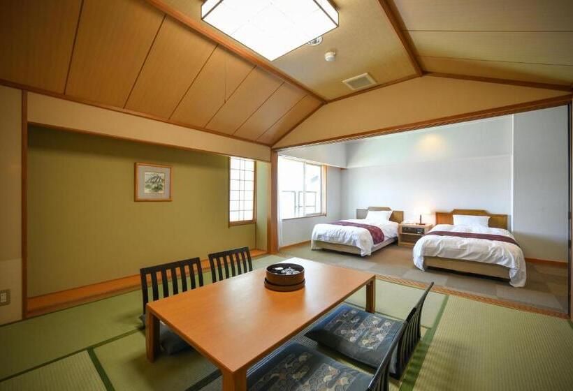 Семейный Номер Superior, Awarakitagata Onsen Kohanso Hanayurari