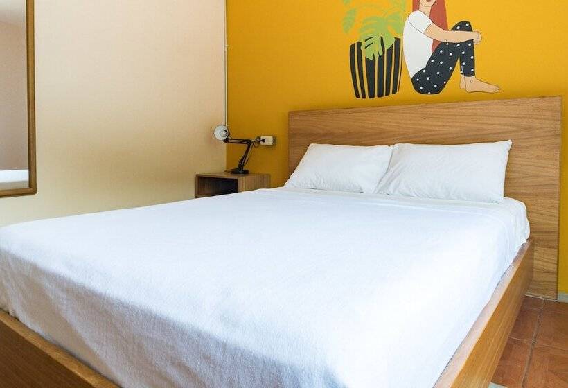 Номер Базовый Совметсный Санузел, Socialtel Baños   Formerly Selina Baños