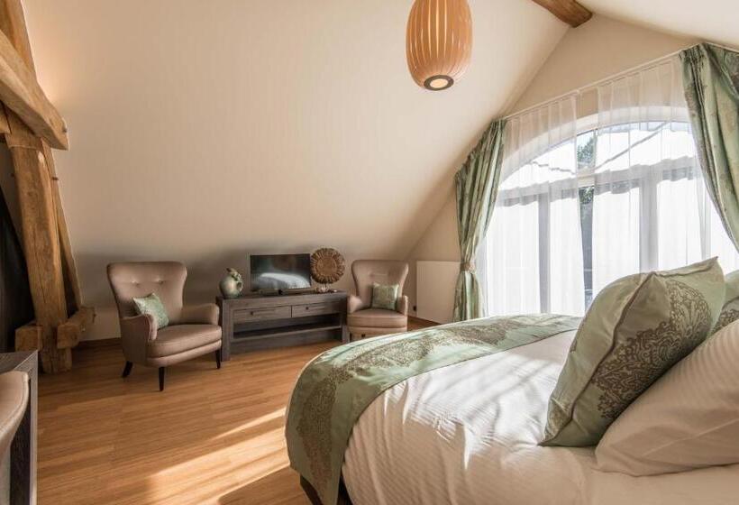 Люкс, Koru Hôtel & Private Wellness