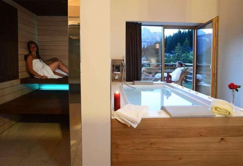 Люкс с гидромассажем, Vidor Resort