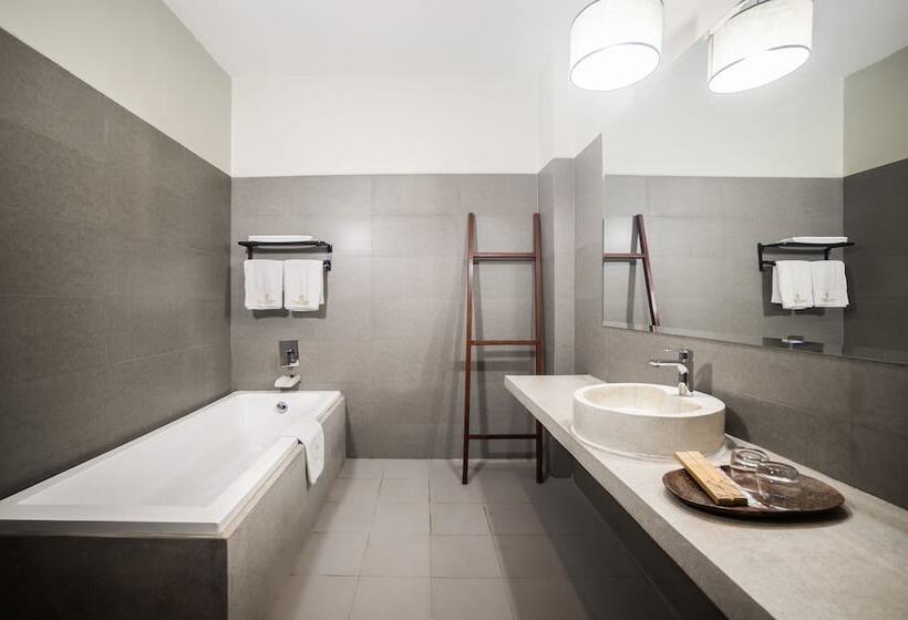 Family Suite, Bayon Modern Residence