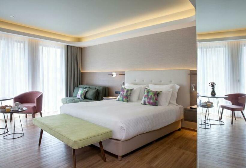 이그제큐티브 스위트, Wyndham Athens Residence