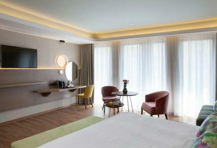이그제큐티브 스위트, Wyndham Athens Residence