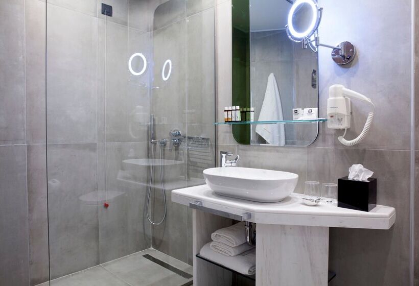 주니어 스위트 도시 전망, Wyndham Athens Residence
