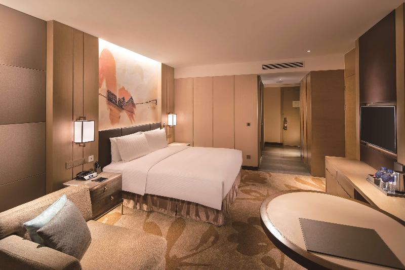 اتاق استاندارد با تخت بزرگ, Hilton Shenyang