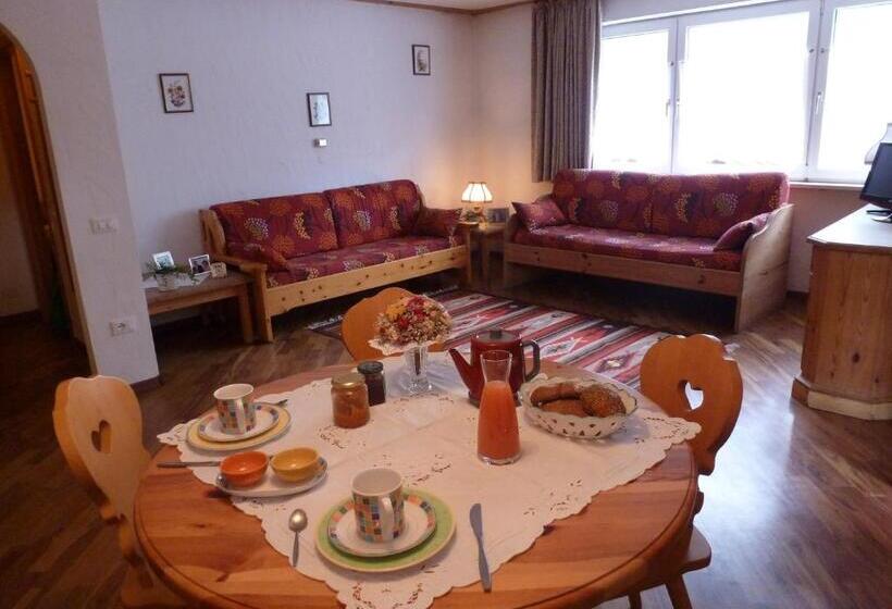 带1个卧室的公寓, Residence Casa Canazei