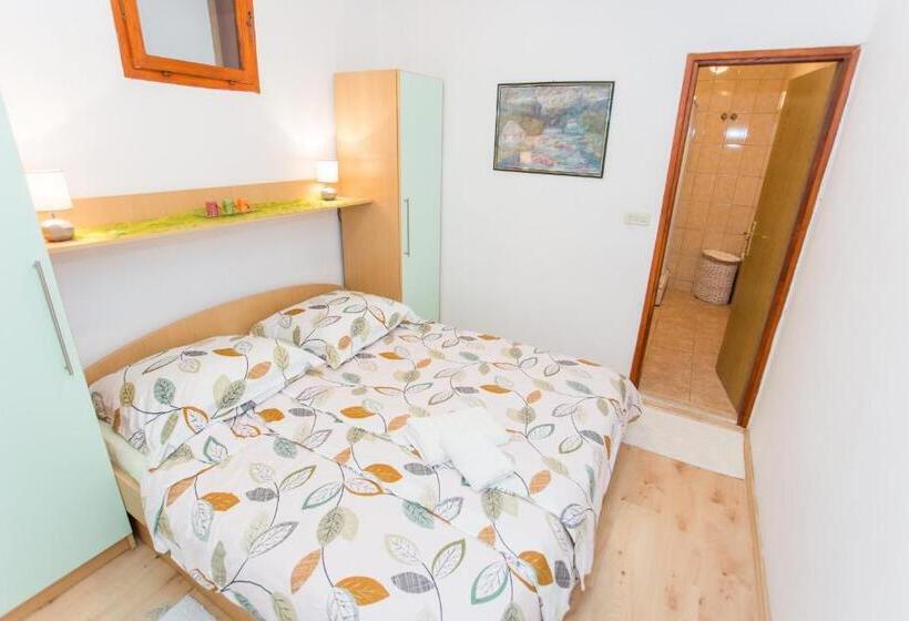 Апартаменты 1 Спальня Нижний Этаж, Apartments Villa Sol