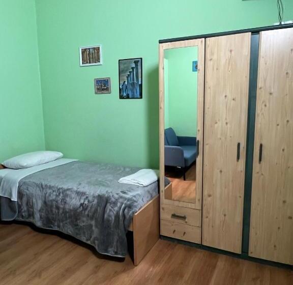 标准单人间, Zouglas App Guesthouse