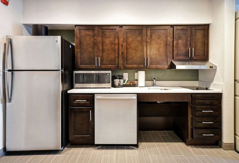 Люкс, Homewood Suites By Hilton Novi Detroit