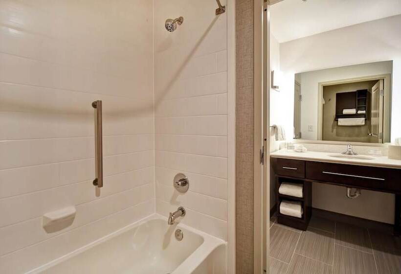 Люкс Адаптированный для Инвалидов, Homewood Suites By Hilton Novi Detroit