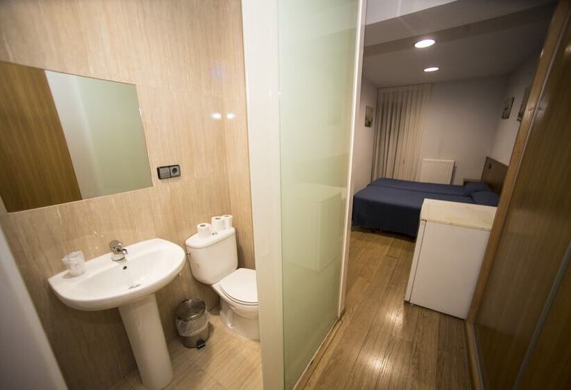 اتاق استاندارد, Hostal Caballeros
