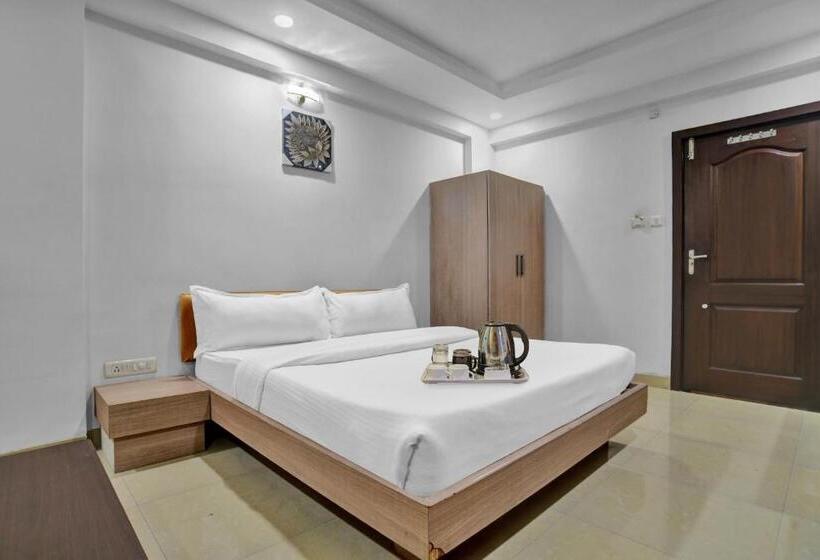 Трехместный Номер Deluxe, Super Townhouse Divya Palace
