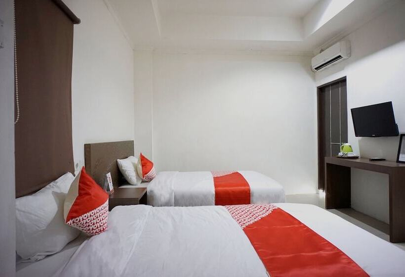 Quarto Deluxe, Her Mandiri Guest House
