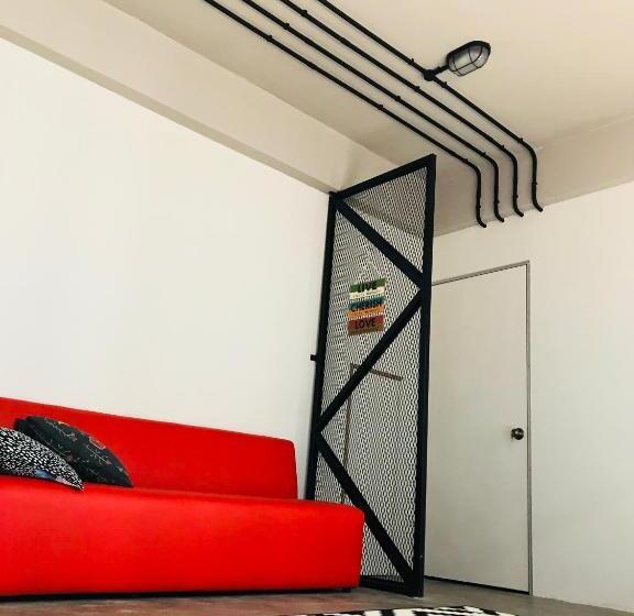 Quarto Estandar Banheiro Compartilhado, The Good Travelers Hostel   Kl Airport
