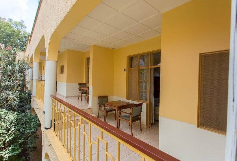 آپارتمان 3 خوابه, Iris Guesthouse