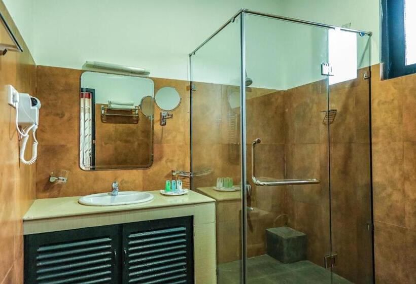 Quarto Triplo Deluxe, Oak Ray Ella Gap