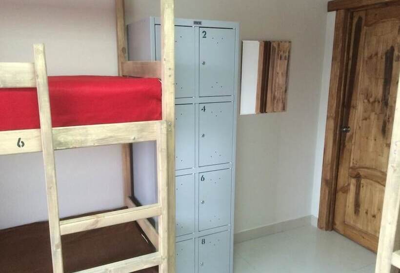 Кровать в Общей Комнате, Origin Hostel