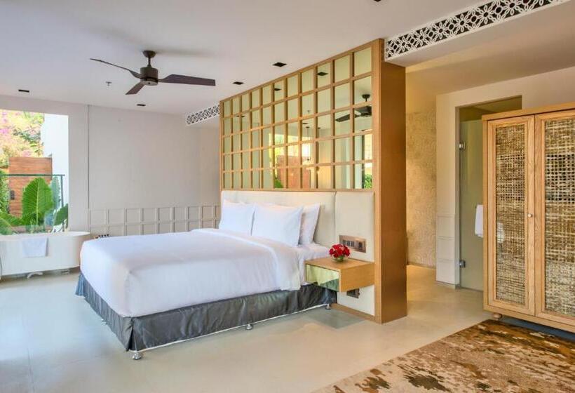 سوییت با استخر, Azaya Beach Resort