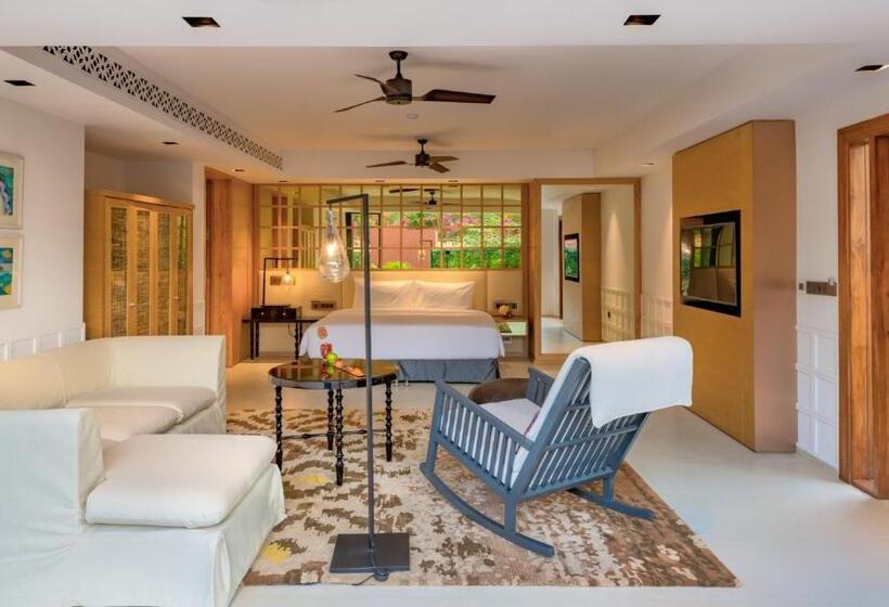 سوییت با استخر, Azaya Beach Resort