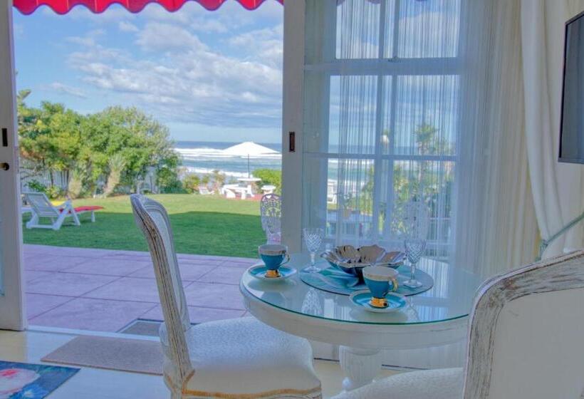 Студия Стандарт Вид на Море, Haus Am Strand   On The Beach
